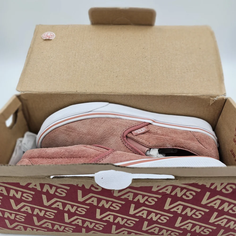 Vans Dusty Rose Suede Slip-On Shoes - Picture 4 of 10
